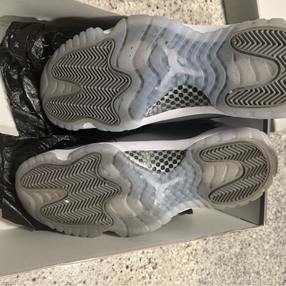 Air Jordan 11 Retro Cool Grey’s size 10 - Picture 8 of 9